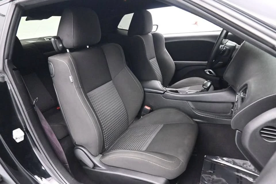 2022 Dodge Challenger 3rd Gen - Image 17 of 19