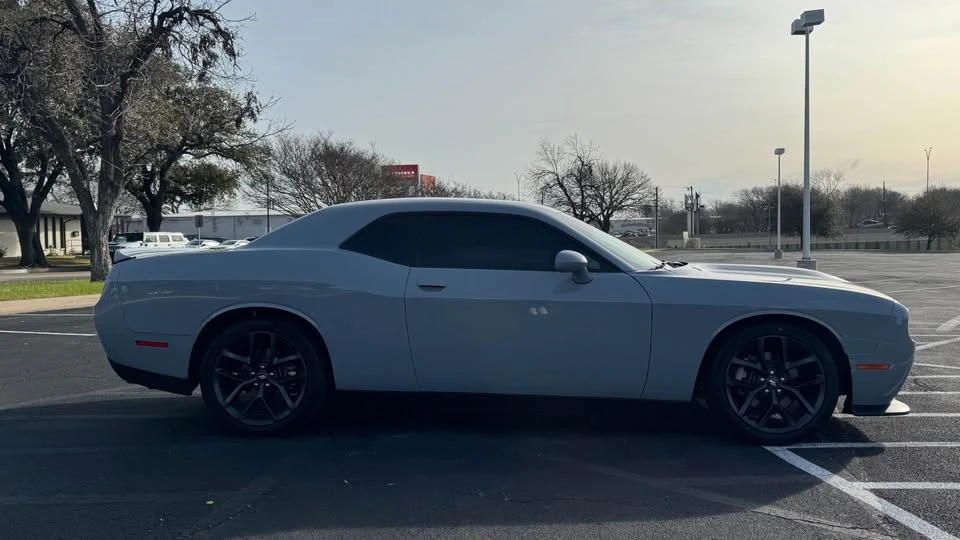 2022 Dodge Challenger 3rd Gen - Image 3 of 9