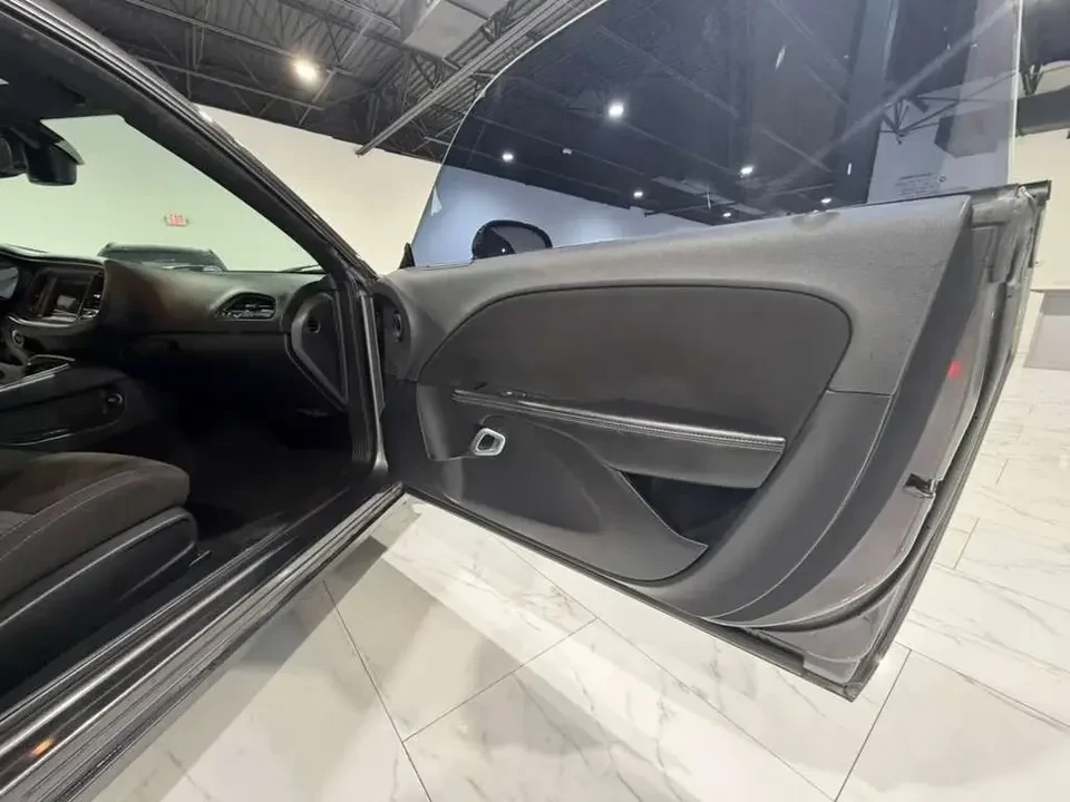 2022 Dodge Challenger 3rd Gen - Image 9 of 20