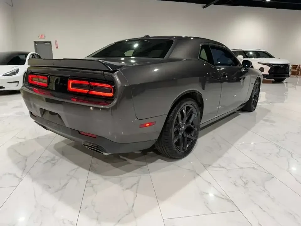 2022 Dodge Challenger 3rd Gen - Image 5 of 20