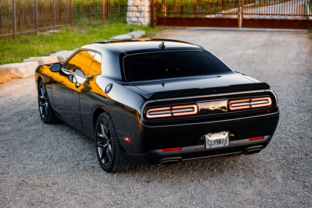 2022 Dodge Challenger 3rd Gen - Image 18 of 31