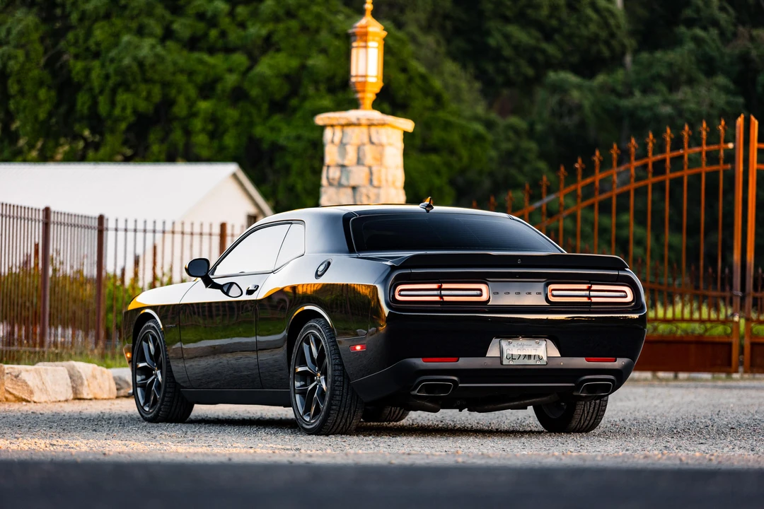 2022 Dodge Challenger 3rd Gen - Image 15 of 31