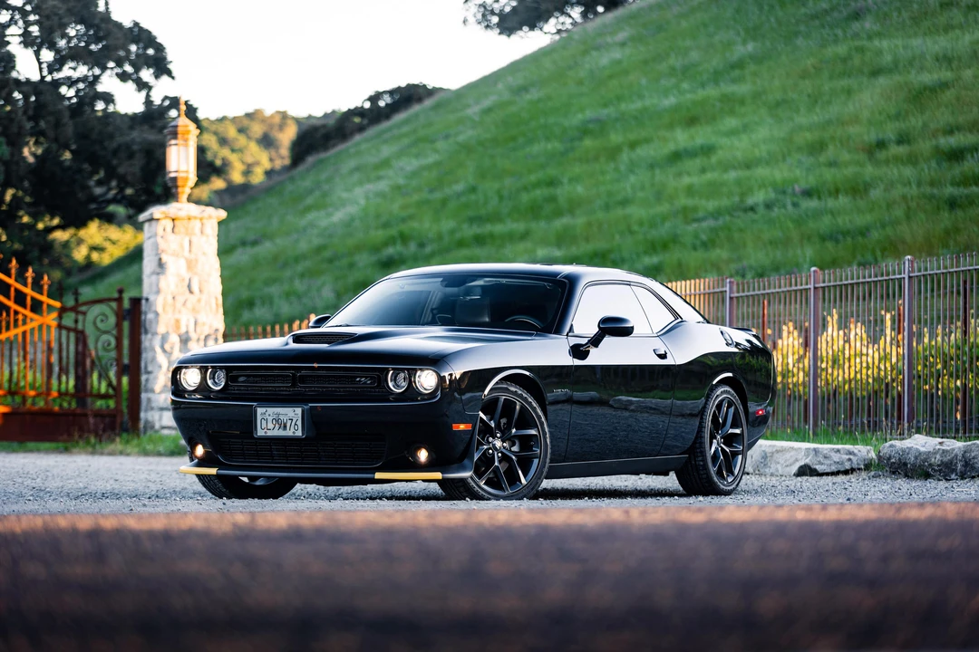 2022 Dodge Challenger 3rd Gen - Image 10 of 31