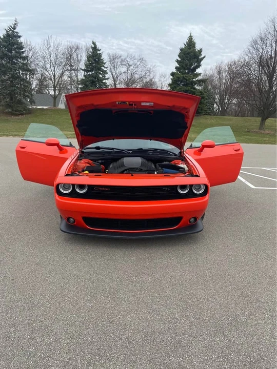 2022 Dodge Challenger 3rd Gen - Image 19 of 20