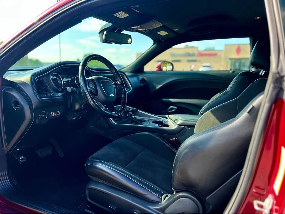2022 Dodge Challenger 3rd Gen - Image 9 of 19