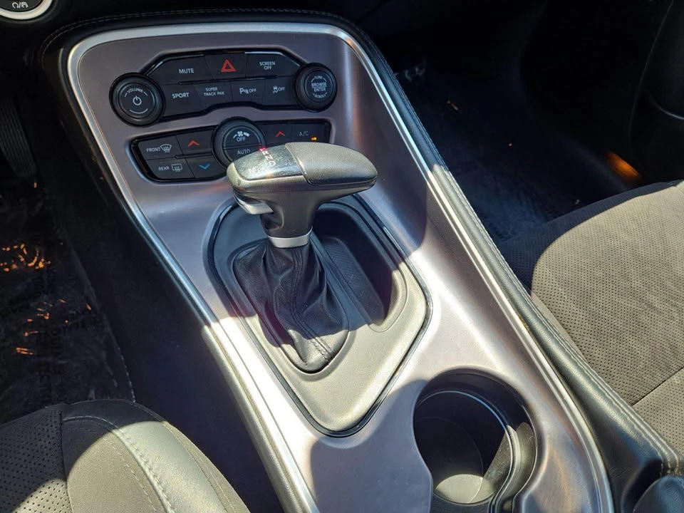 2022 Dodge Challenger 3rd Gen - Image 9 of 20