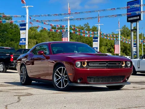 2022 Dodge Challenger R/T Plus