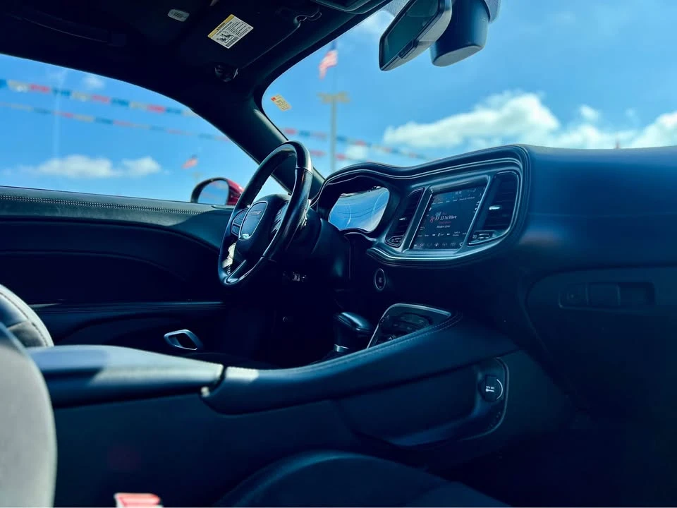 2022 Dodge Challenger 3rd Gen - Image 16 of 19