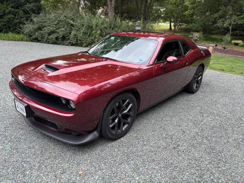 2022 Dodge Challenger R/T Plus