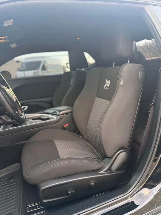 2022 Dodge Challenger 3rd Gen - Image 6 of 17