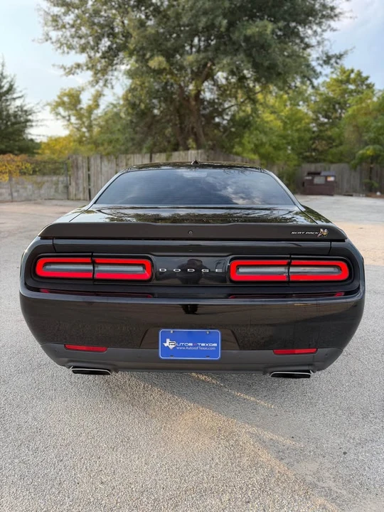 2022 Dodge Challenger 3rd Gen - Image 11 of 17