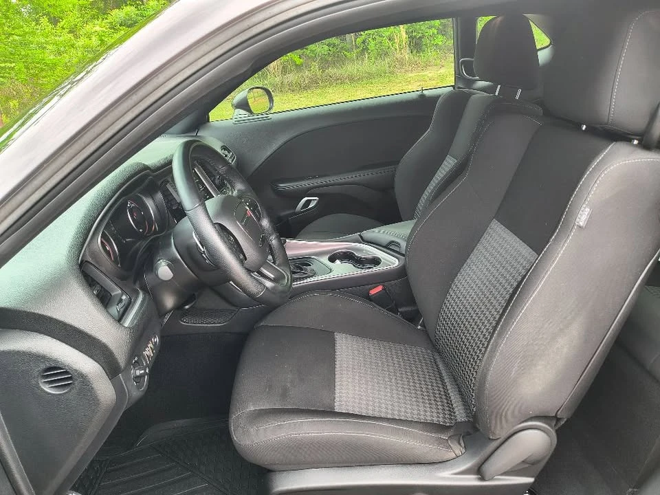 2022 Dodge Challenger 3rd Gen - Image 17 of 19
