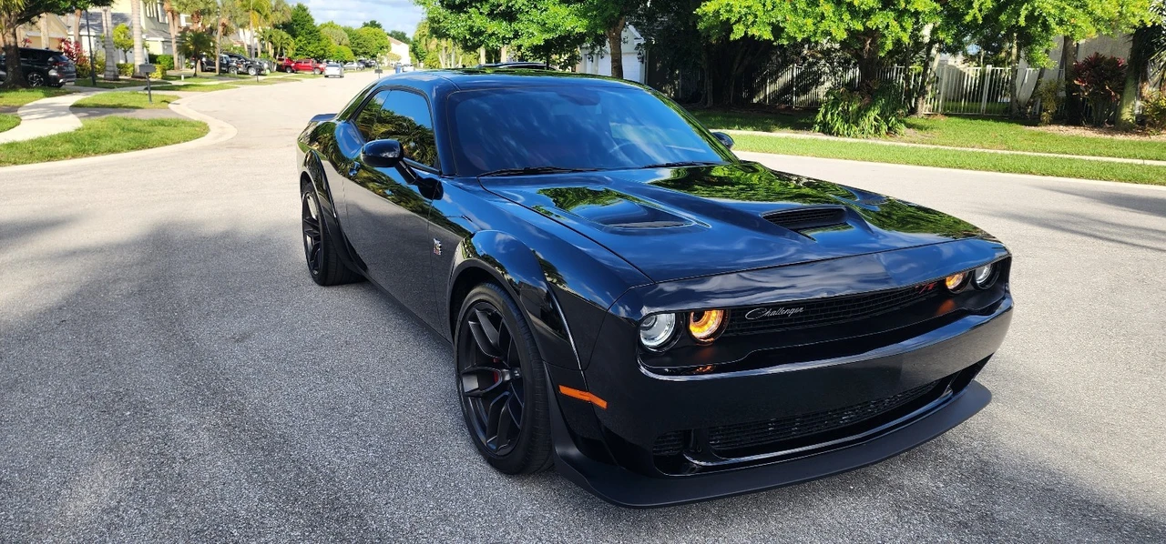 2022 Dodge Challenger SRT8 & 392 3rd Gen - Image 4 of 31