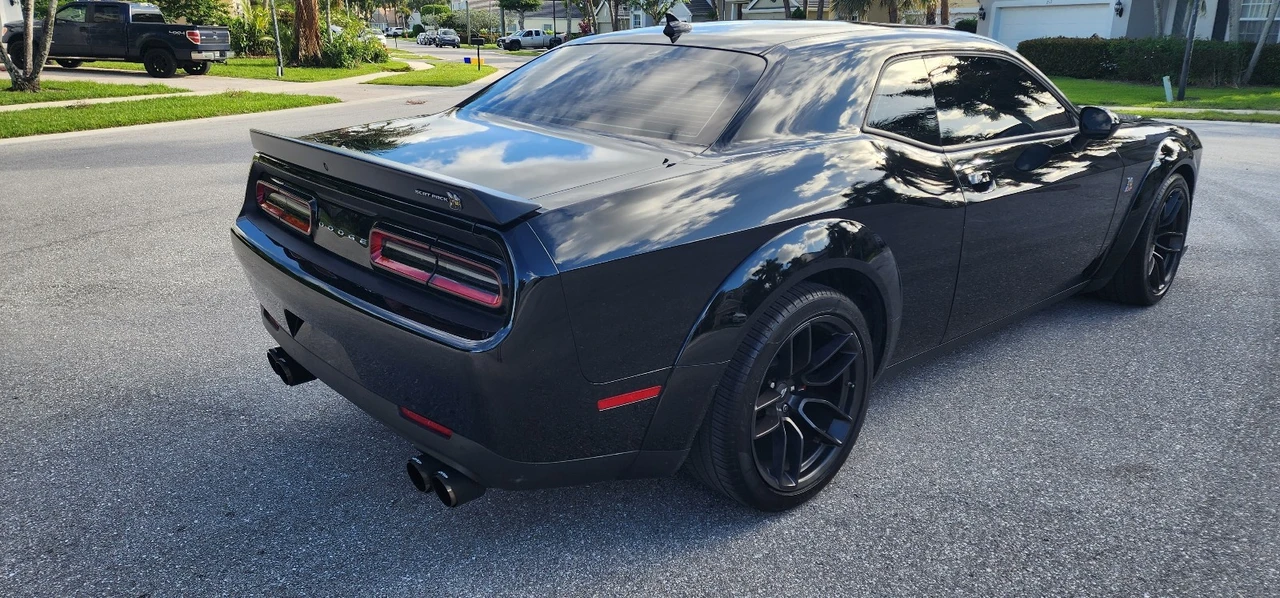 2022 Dodge Challenger SRT8 & 392 3rd Gen - Image 9 of 31