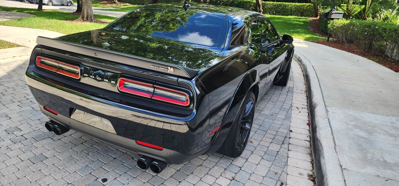 2022 Dodge Challenger SRT8 & 392 3rd Gen - Image 19 of 31