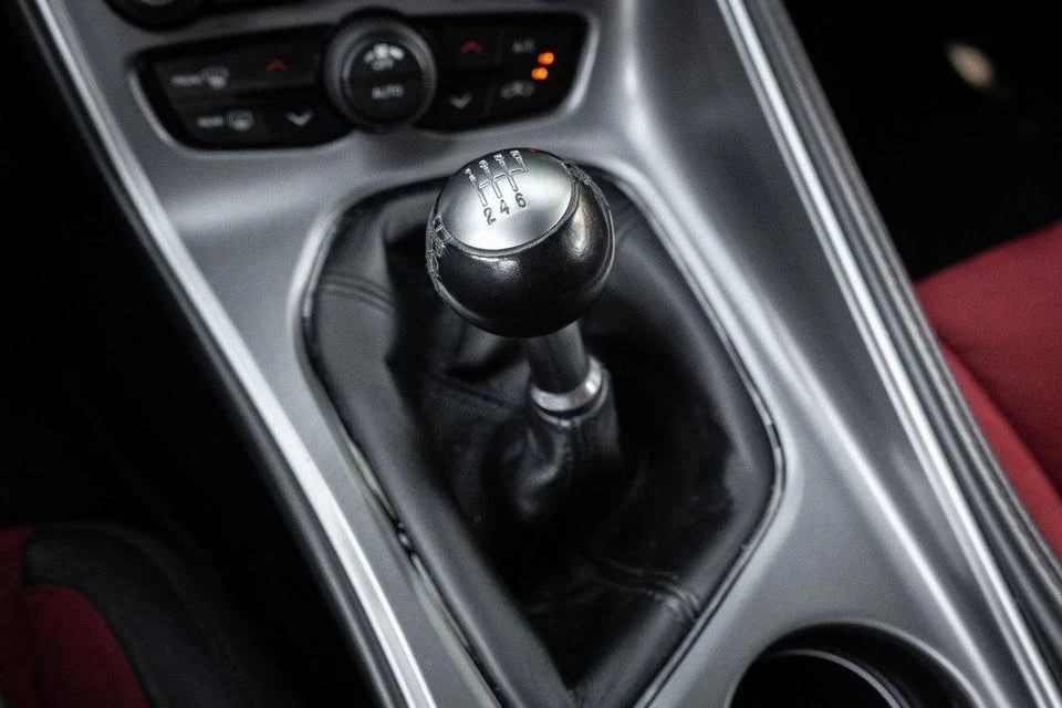 2022 Dodge Challenger 3rd Gen - Image 14 of 19
