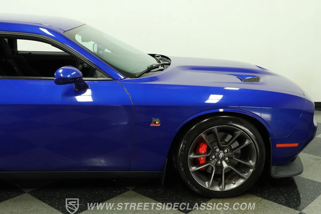 2022 Dodge Challenger SRT8 & 392 3rd Gen - Image 28 of 31