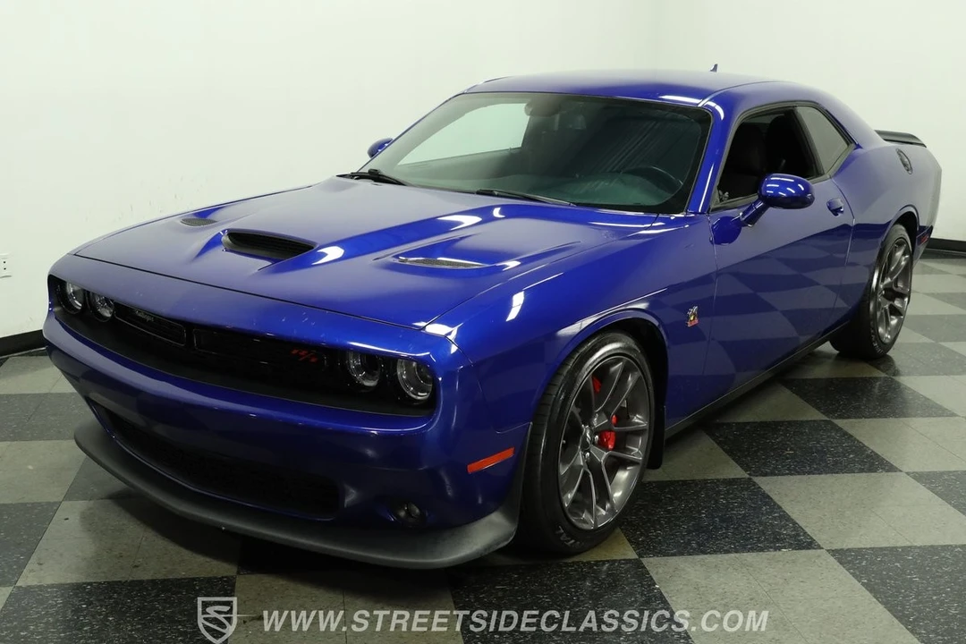 2022 Dodge Challenger SRT8 & 392 3rd Gen - Image 19 of 31