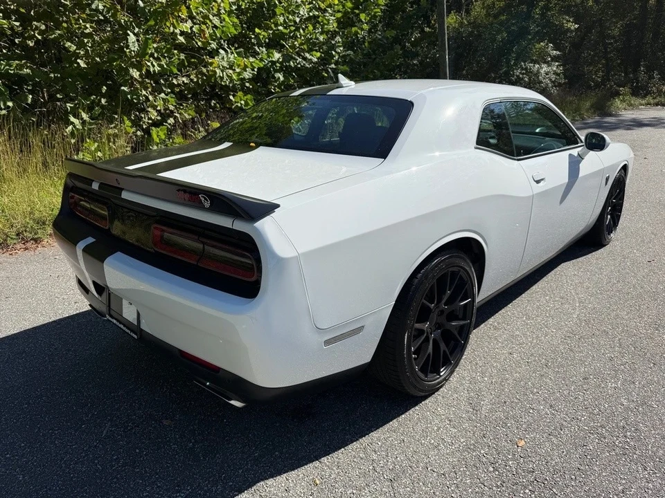 2022 Dodge Challenger SRT8 & 392 3rd Gen - Image 6 of 21