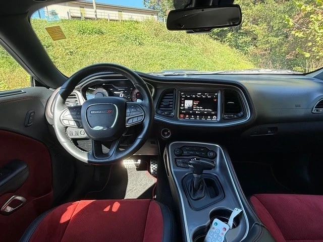 2022 Dodge Challenger SRT8 & 392 3rd Gen - Image 10 of 12