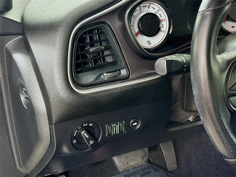 2022 Dodge Challenger SRT8 & 392 3rd Gen - Image 9 of 21