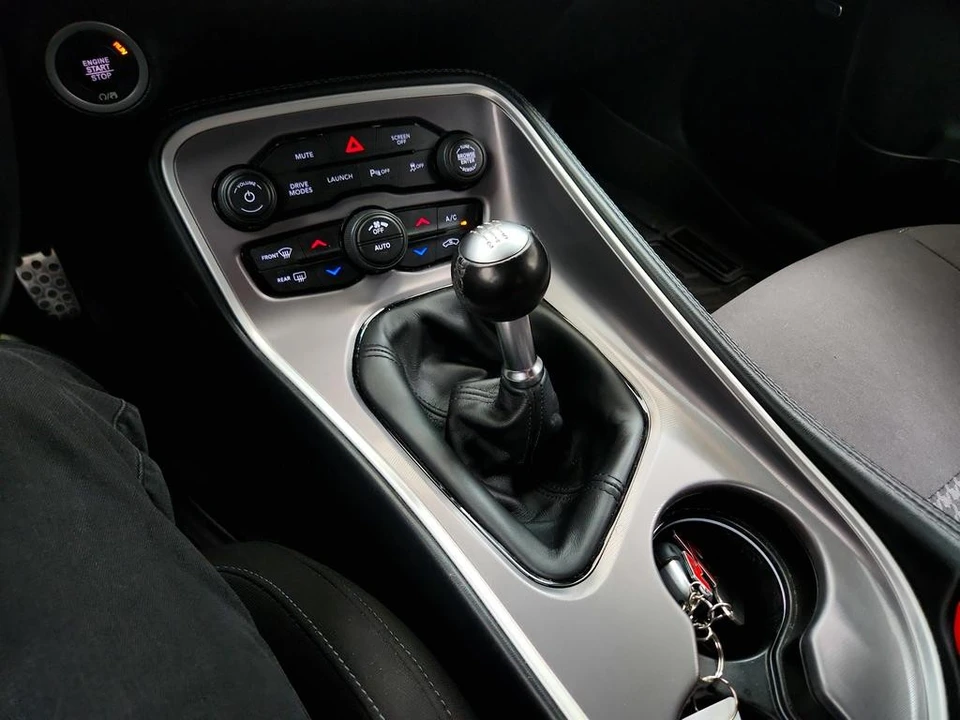 2022 Dodge Challenger SRT8 & 392 3rd Gen - Image 17 of 31