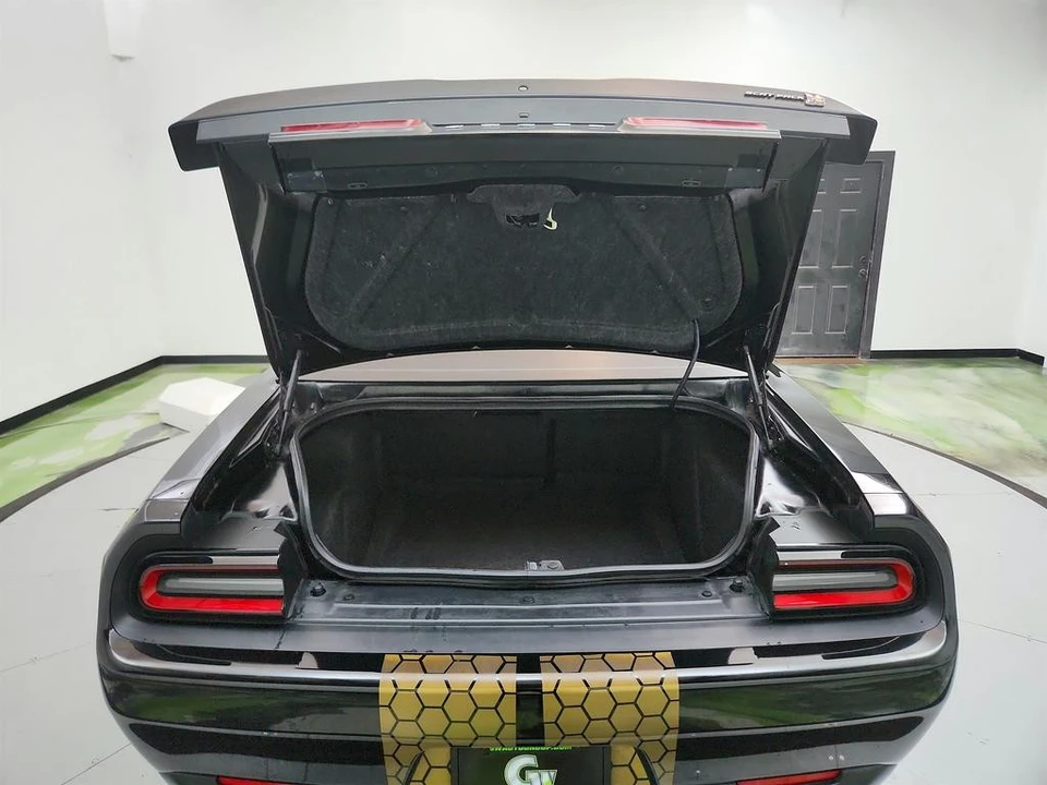 2022 Dodge Challenger SRT8 & 392 3rd Gen - Image 27 of 31
