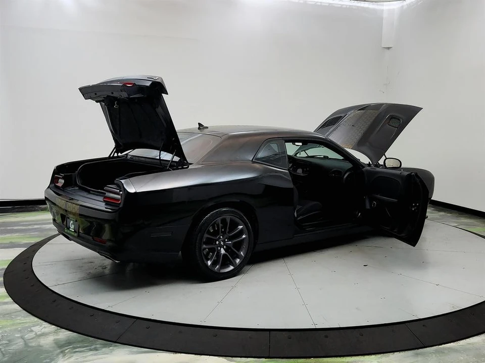 2022 Dodge Challenger SRT8 & 392 3rd Gen - Image 11 of 31