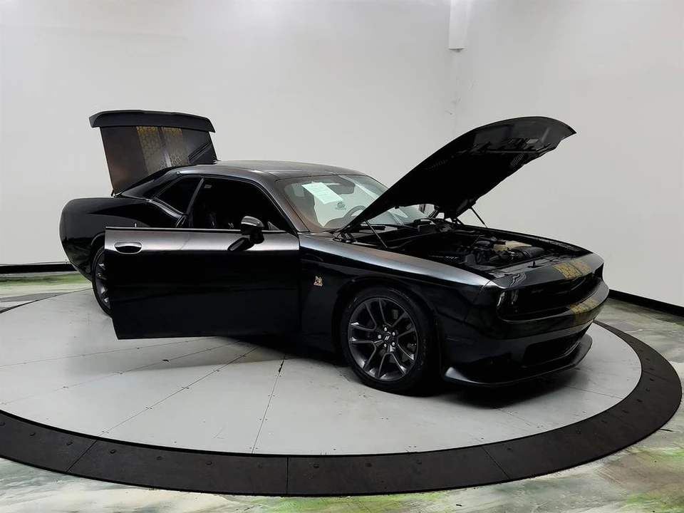 2022 Dodge Challenger SRT8 & 392 3rd Gen - Image 10 of 31