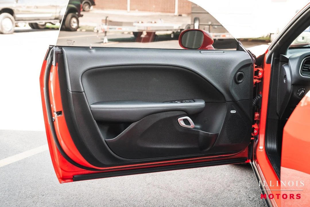 2022 Dodge Challenger SRT8 & 392 3rd Gen - Image 16 of 31