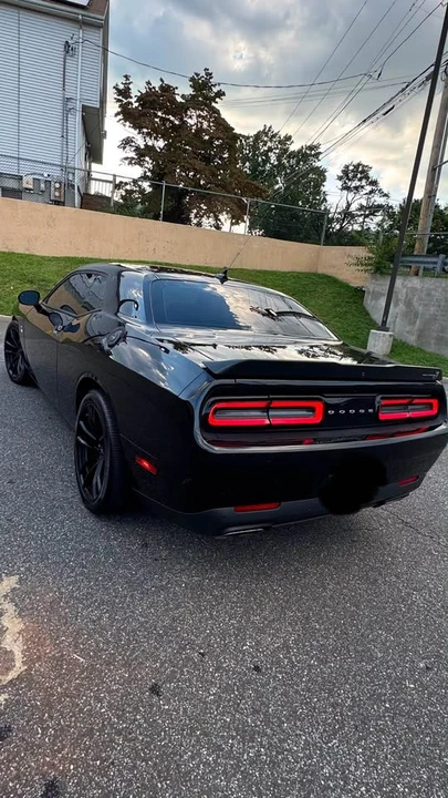 2022 Dodge Challenger SRT8 & 392 3rd Gen - Image 6 of 11