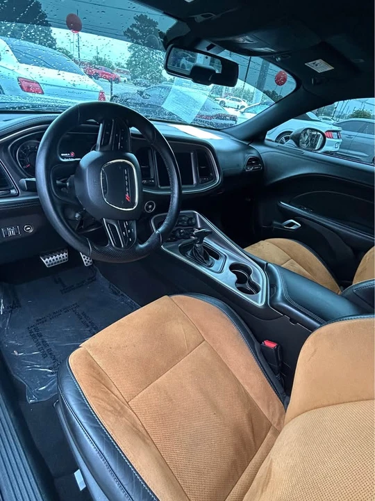 2022 Dodge Challenger SRT8 & 392 3rd Gen - Image 10 of 12