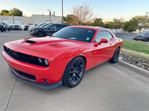 2022 Dodge Challenger R/T Scat Pack Coupe 2D