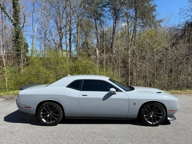 2022 Dodge Challenger SRT8 & 392 3rd Gen - Image 5 of 21