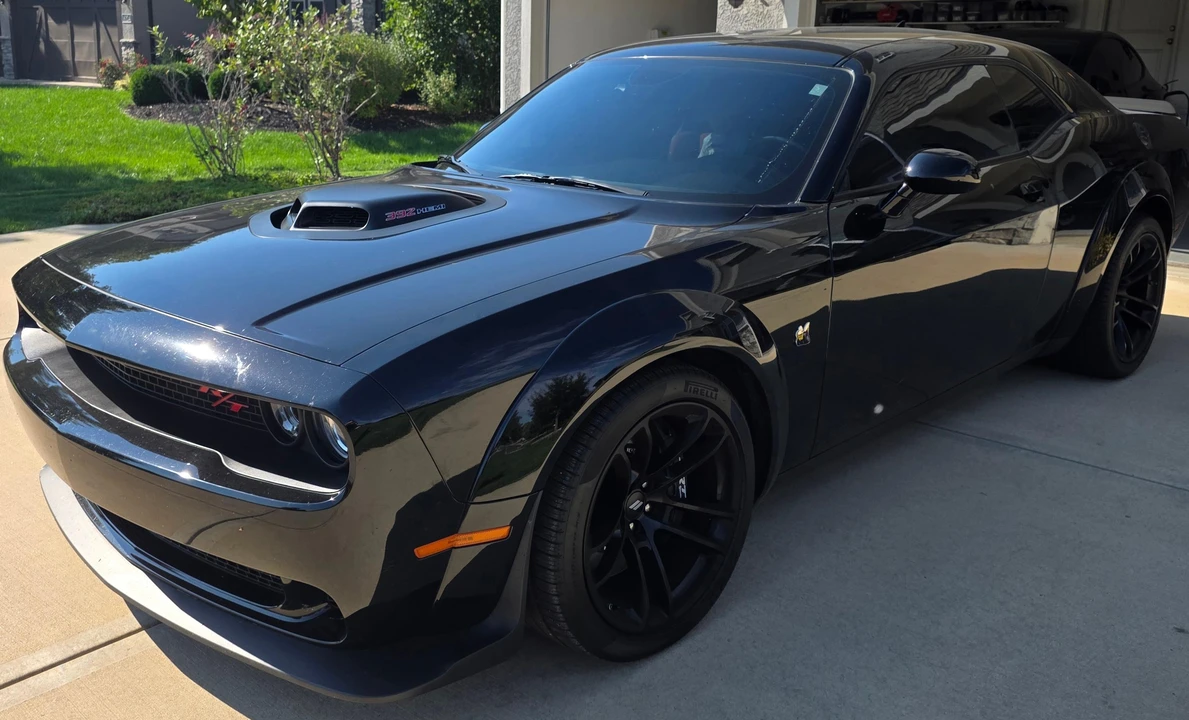2022 Dodge Challenger SRT8 & 392 3rd Gen - Image 9 of 31