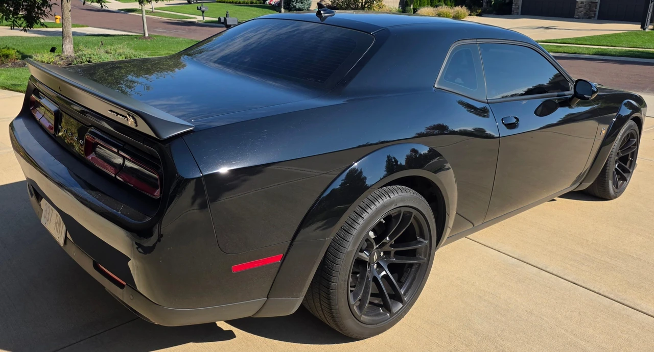 2022 Dodge Challenger SRT8 & 392 3rd Gen - Image 16 of 31