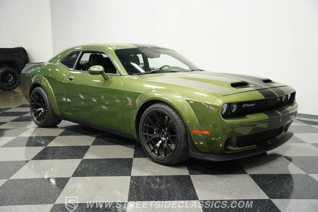 2022 Dodge Challenger SRT8 & 392 3rd Gen - Image 16 of 21