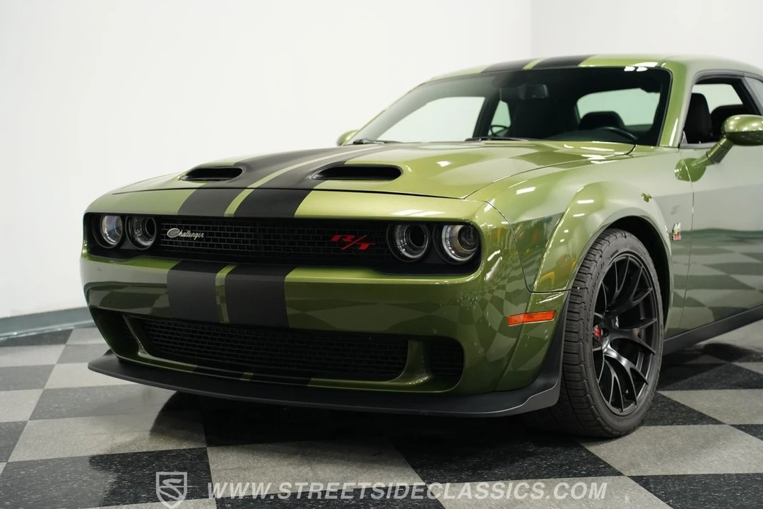 2022 Dodge Challenger SRT8 & 392 3rd Gen - Image 18 of 21