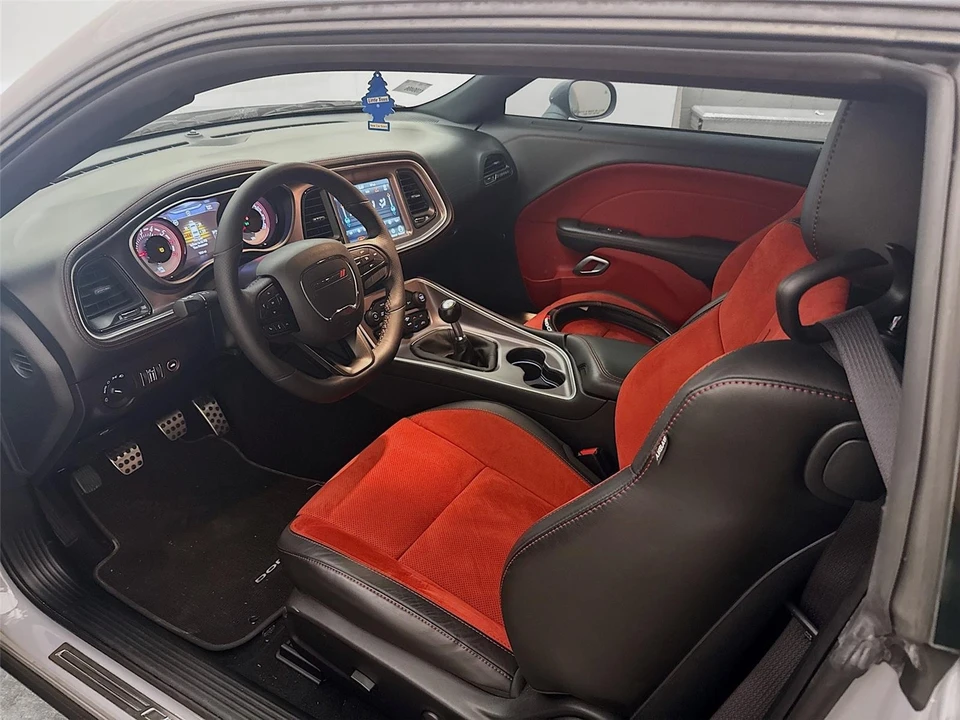 2022 Dodge Challenger SRT8 & 392 3rd Gen - Image 19 of 21
