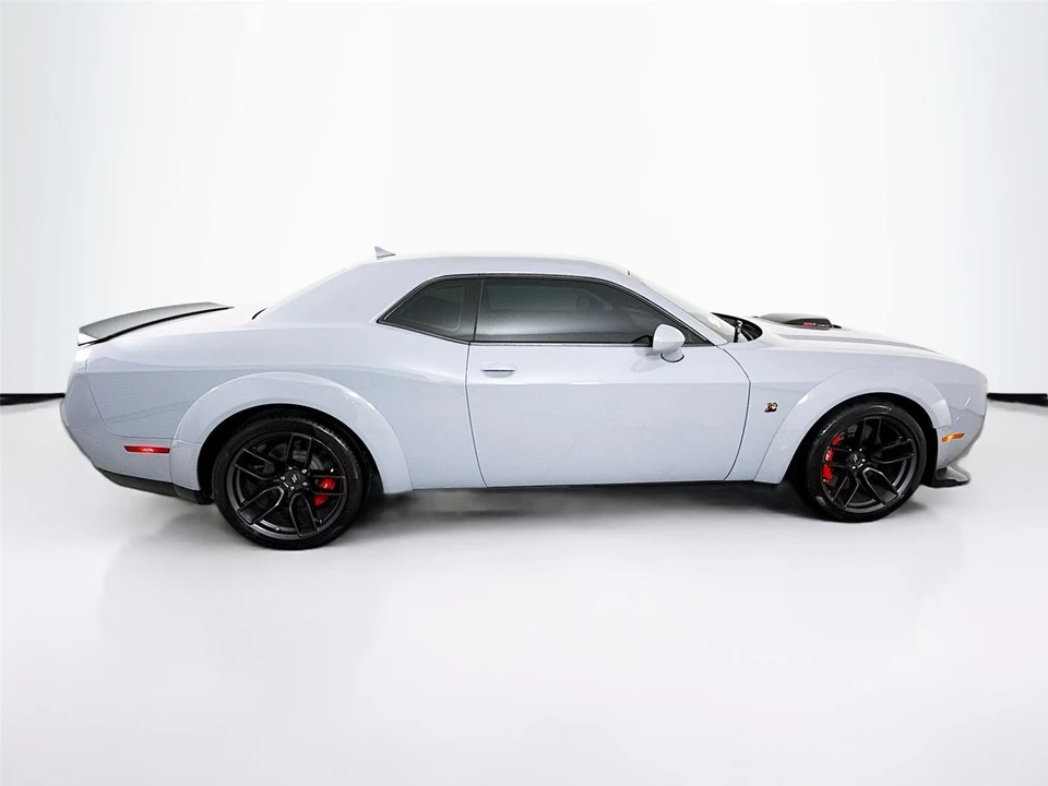 2022 Dodge Challenger SRT8 & 392 3rd Gen - Image 8 of 21
