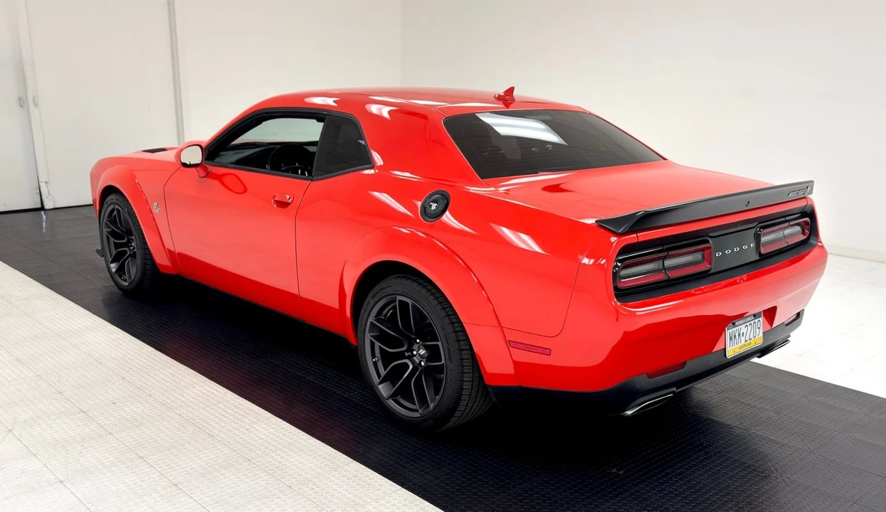 2022 Dodge Challenger SRT8 & 392 3rd Gen - Image 3 of 12