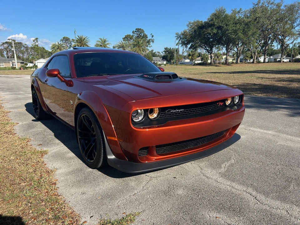 2022 Dodge Challenger SRT8 & 392 3rd Gen - Image 4 of 31