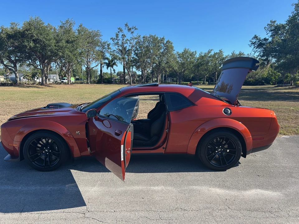 2022 Dodge Challenger SRT8 & 392 3rd Gen - Image 18 of 31