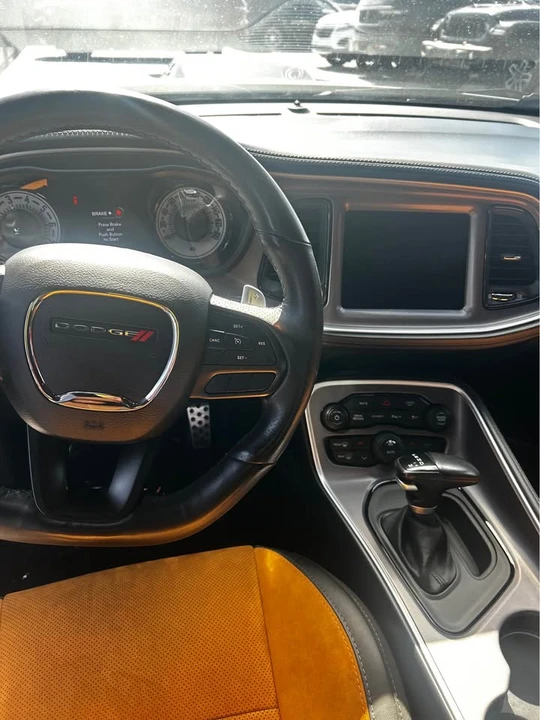 2022 Dodge Challenger 3rd Gen - Image 5 of 10