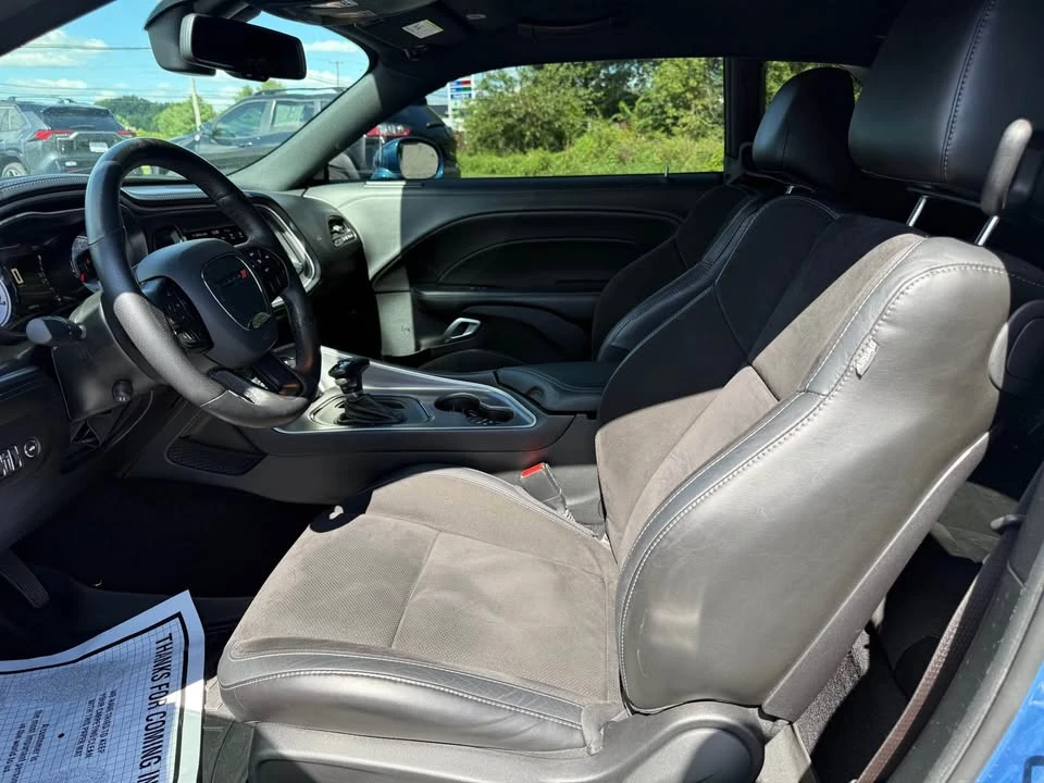 2022 Dodge Challenger 3rd Gen - Image 10 of 17
