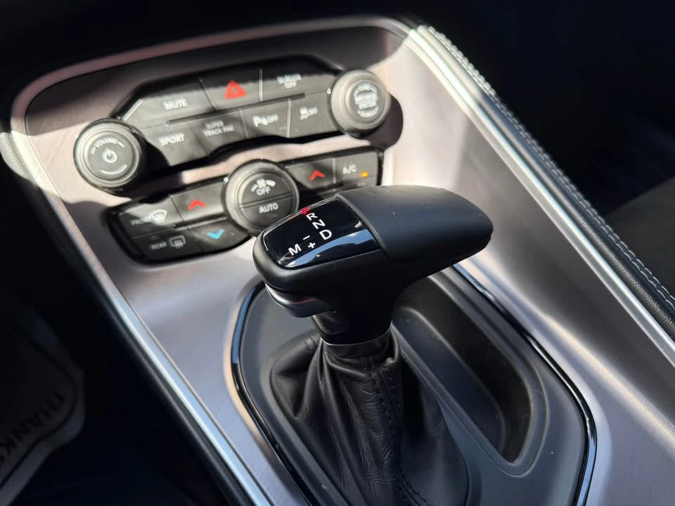 2022 Dodge Challenger 3rd Gen - Image 14 of 17