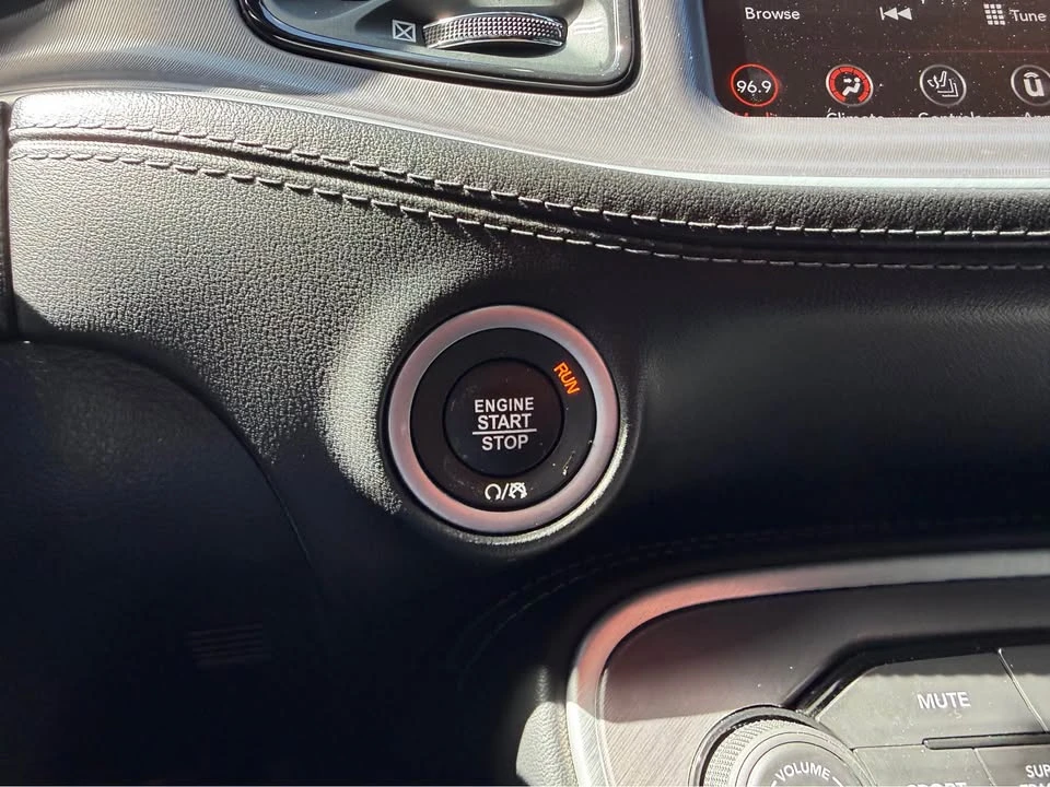 2022 Dodge Challenger 3rd Gen - Image 15 of 17