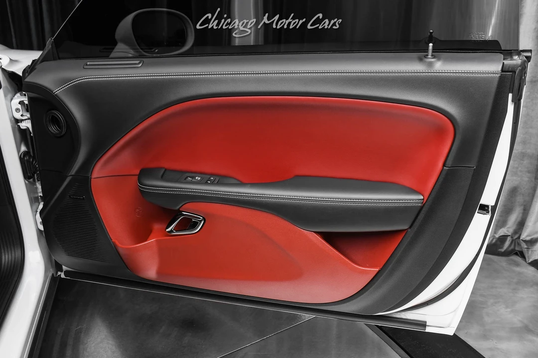 2022 Dodge Challenger SRT8 & 392 3rd Gen - Image 27 of 31