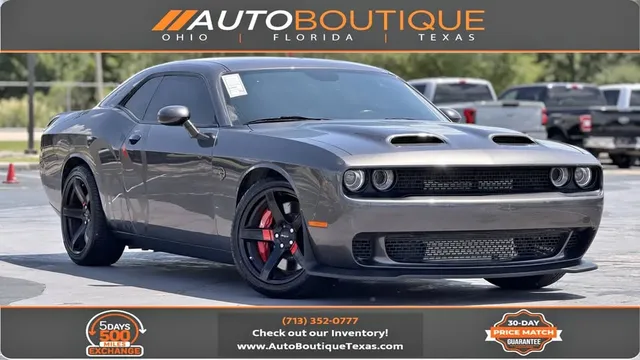 2022 Dodge Challenger SRT