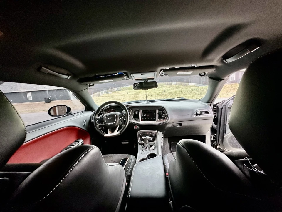 2022 Dodge Challenger SRT Hellcat 3rd Gen - Image 10 of 15